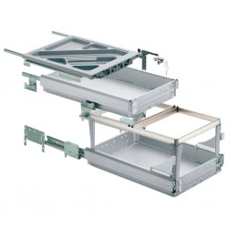container_set_3_2007_shop.jpg